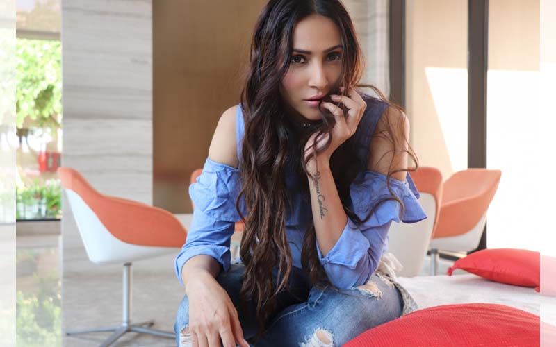 Rishina Kandhari resumes shooting, says it's risky and scary | You & I